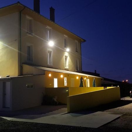 Auberge De La Licorne Eu Livron-sur-Drôme Exteriör bild